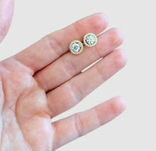 Load image into Gallery viewer, 14Kt Yellow Gold Cubic Zirconia Stud Earrings
