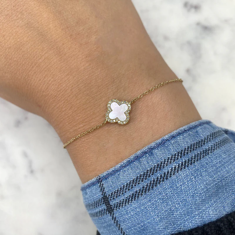 0.07CT Diamond & 0.40CT Mother of Pearl Clover Bracelet