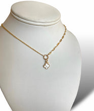 Load image into Gallery viewer, 14KT Yellow Gold Mother of Pearl Flower with Diamond Outline
