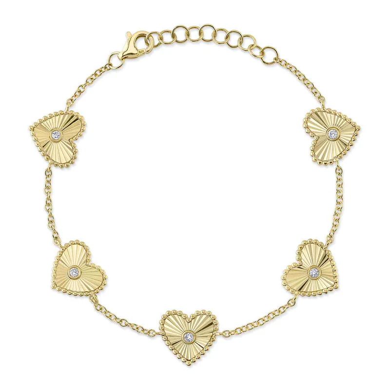 Ribbed Heart Bracelet